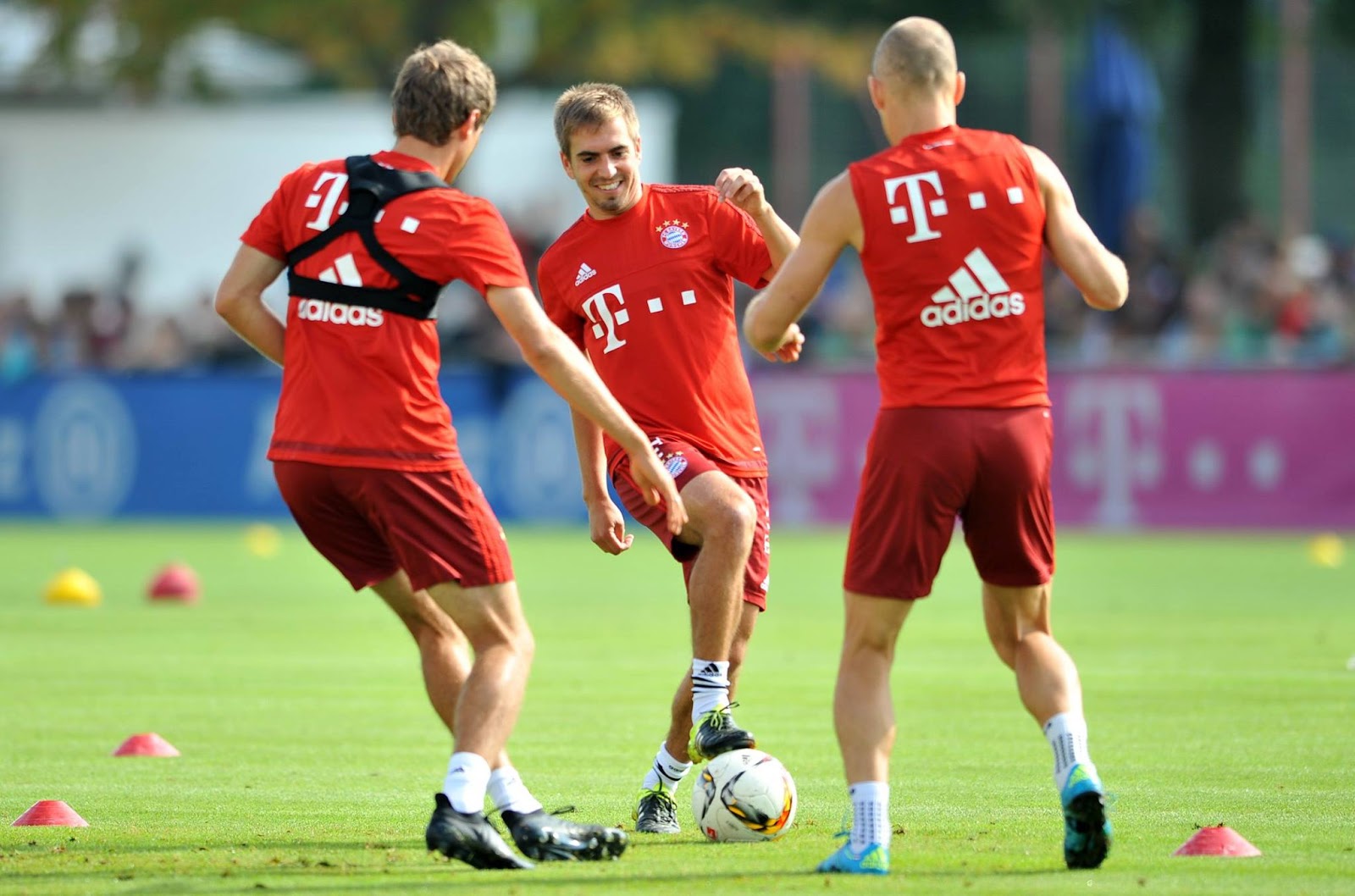 Thomas Muller trainiert in Blackout Next Gen Adidas X 2016 FuBballschuhen Nur Fussball